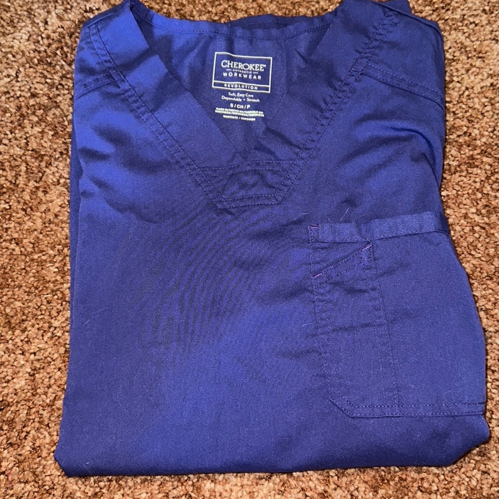Cherokee Scrub Top (Grape)
